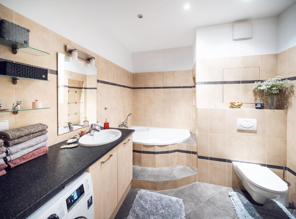 Silvie Apartments - Hejcin Оломоуц Екстериор снимка
